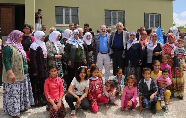 Ak Parti Adayı Kartal’a Kurbanlı Karşılama