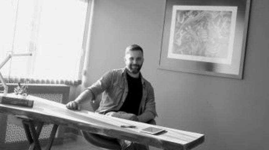 Kadınlar Erkeklere G&ouml;re Daha &Ccedil;ok Pişmanlık Duyuyor