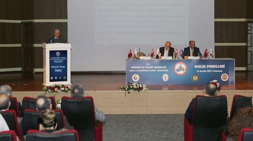 Atat&uuml;rk &Uuml;niversitesinde Ahilik Haftası Paneli