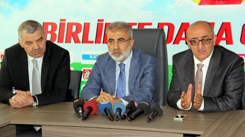 Kgc&rsquo;ye Siyasilerden Ziyaret