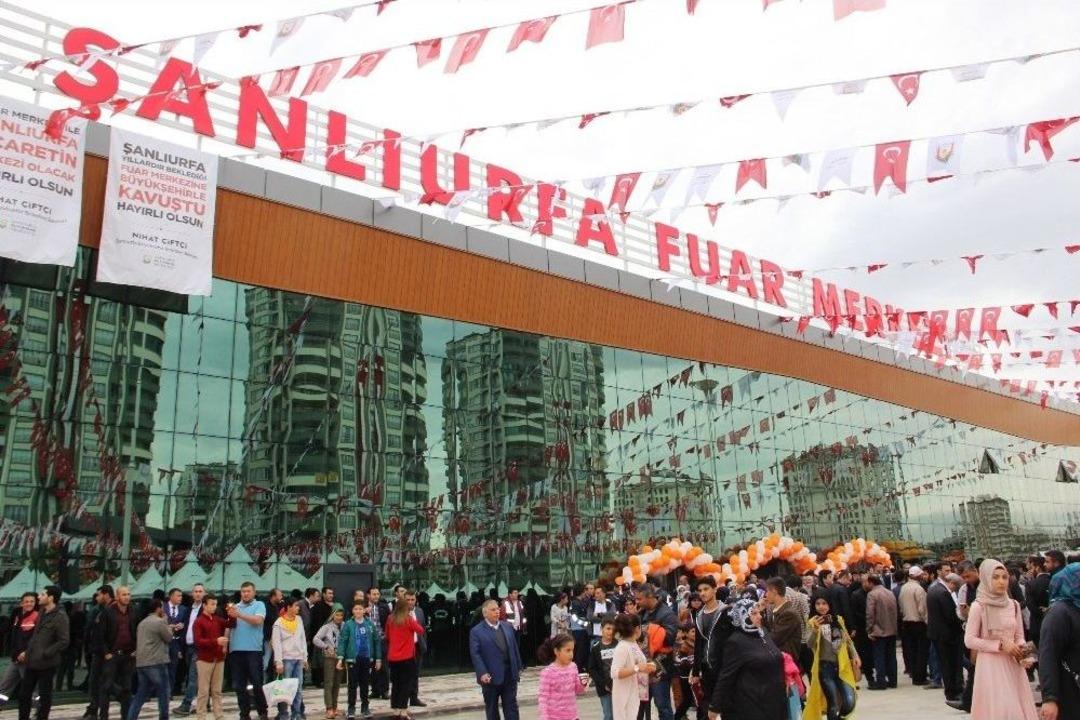 Şanlıurfa Fuar Merkezi&rsquo;nin A&ccedil;ılışı Bakanların Katılımıyla Dualar Eşliğinde Yapıldı