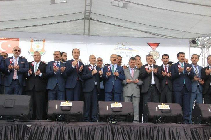 Şanlıurfa Fuar Merkezi’nin Açılışı Bakanların Katılımıyla Dualar Eşliğinde Yapıldı G1