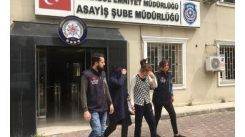 Hizmetçisi, Yaşlı Kadının Evini Soydurdu
