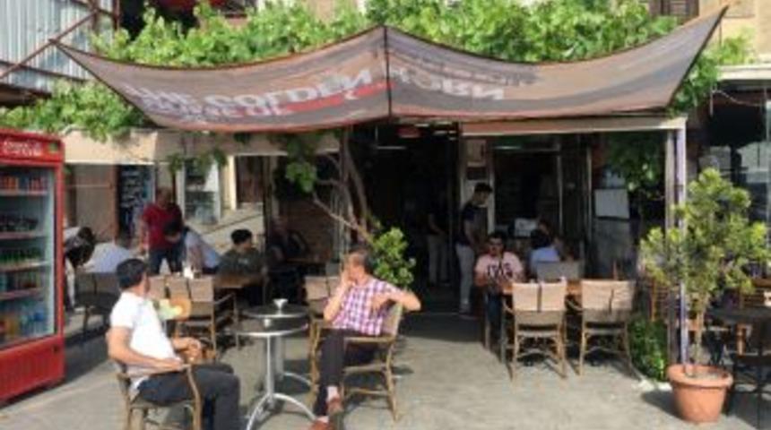 Başkomiser Kendisine Mukavemet Gösteren Silahlı Şahsı Gözaltına Aldı