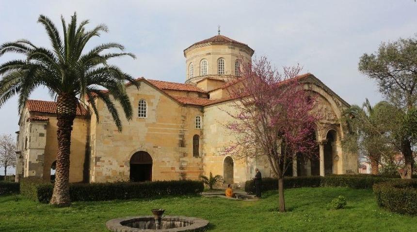 Vakıflar Genel M&uuml;d&uuml;r&uuml; Ertem&rsquo;den Ayasofya A&ccedil;ıklaması