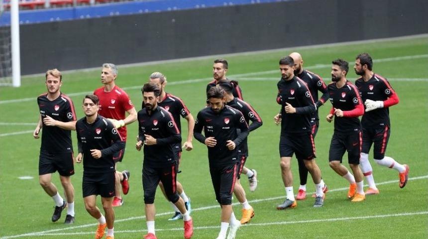 A Milli Takım, Rusya Ma&ccedil;ının Hazırlıklarını Tamamladı