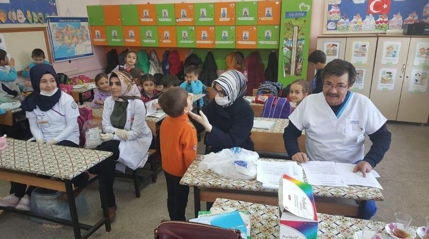 Hisarcık&rsquo;ta &Ouml;ğrencilere Ağız Ve Diş Sağlığı Taraması