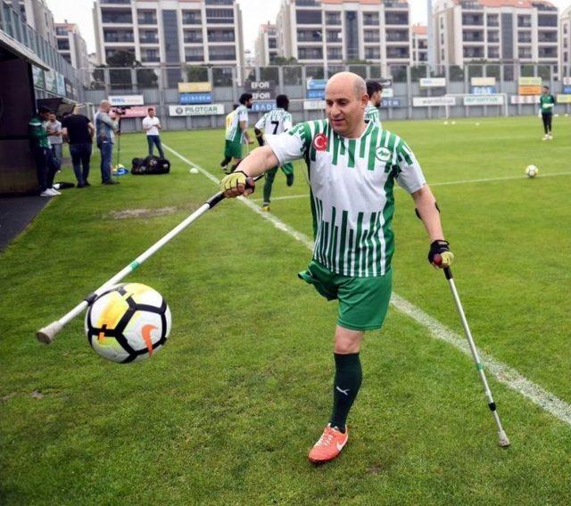 Bursaspor’da Hazırlıklar Sürüyor