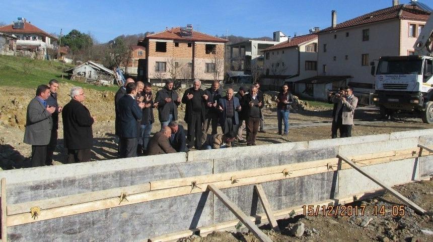 Boğazi&ccedil;i Beldesine Kapalı Pazar Yeri Yapımına Başlandı