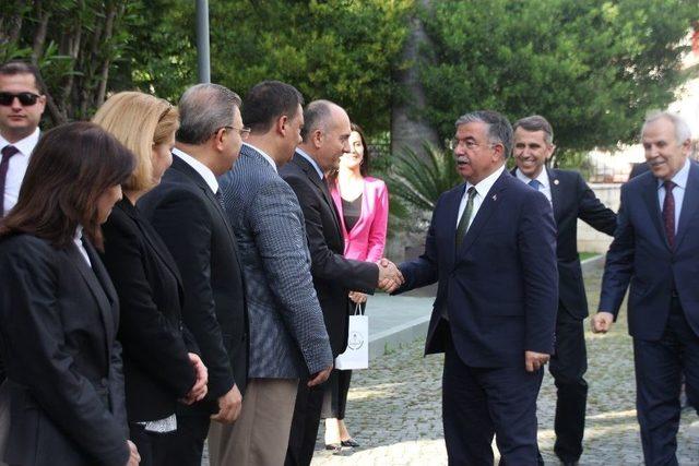 Milli Eğitim Bakanı Yılmaz Hatay’da