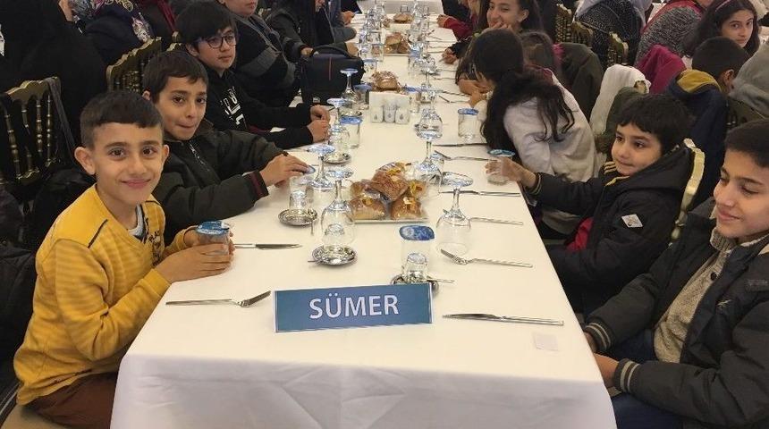 Geleceğin T&uuml;rkiyesini İnşa Edecek Gen&ccedil;ler Buluştu