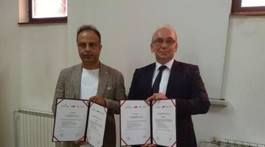 Mavi Ege&rsquo;ye Makedonya&rsquo;dan Kardeş Okul