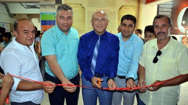 Özel Eğitim Sınıfında Sergi Heyecanı