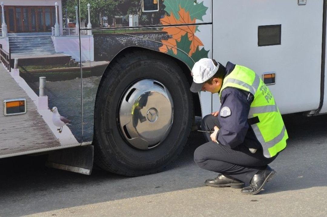 Kış Lastiği Olmayan Yolcu Otob&uuml;sleri Otogardan &Ccedil;ıkamıyor