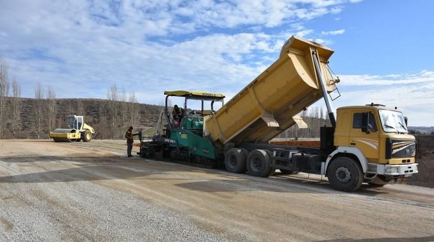 K&uuml;mbet Kavşağı Daha G&uuml;veli Hale Geliyor