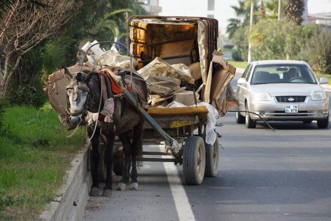 &Uuml;&ccedil; Kuruşluk Hurda İ&ccedil;in Kazaya Davetiye