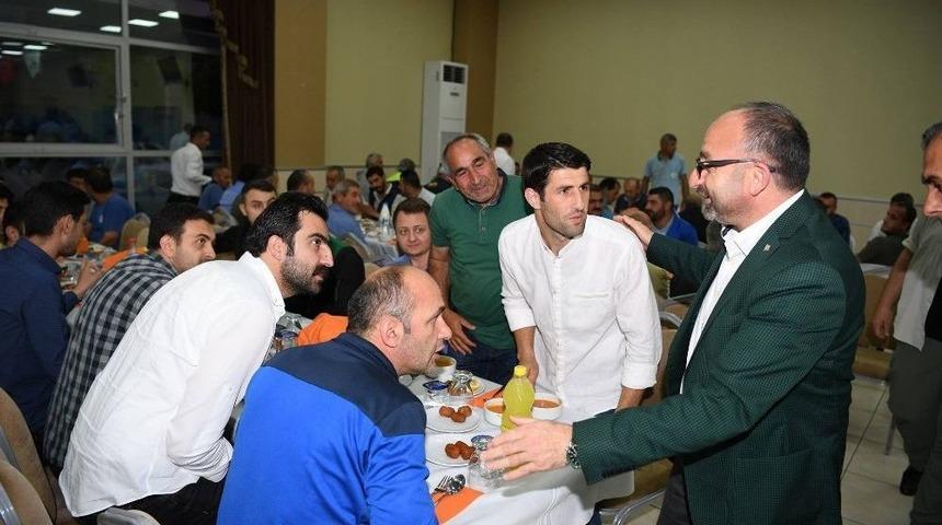 Kartepe Belediyesi Ailesi İftarda Buluştu