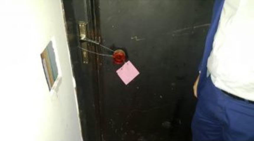 İzmit&rsquo;te Kumar Oynanan Kahvehaneye M&uuml;h&uuml;r