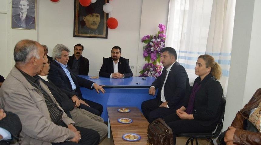 Beşiktaş Belediye Başkan Yardımcısı T&uuml;y Besni İl&ccedil;esinde Temaslarda Bulundu