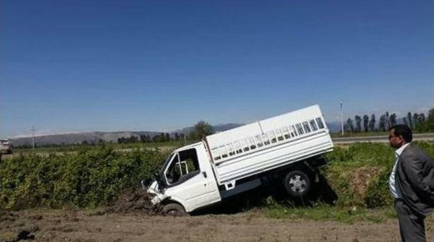 Trafik Kazasında Ağır Yaralanan Yolcu Hayata Tutunamadı