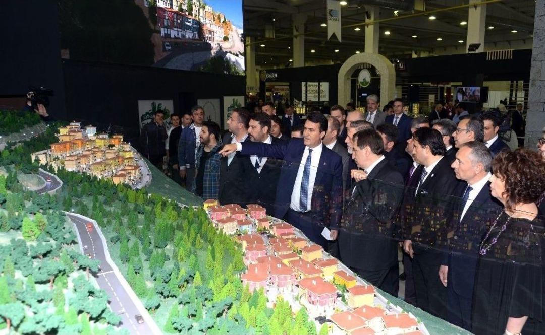 Bursa&rsquo;daki İnşaat Fuarı&rsquo;nın G&ouml;zdesi Osmangazi Belediyesi Oldu
