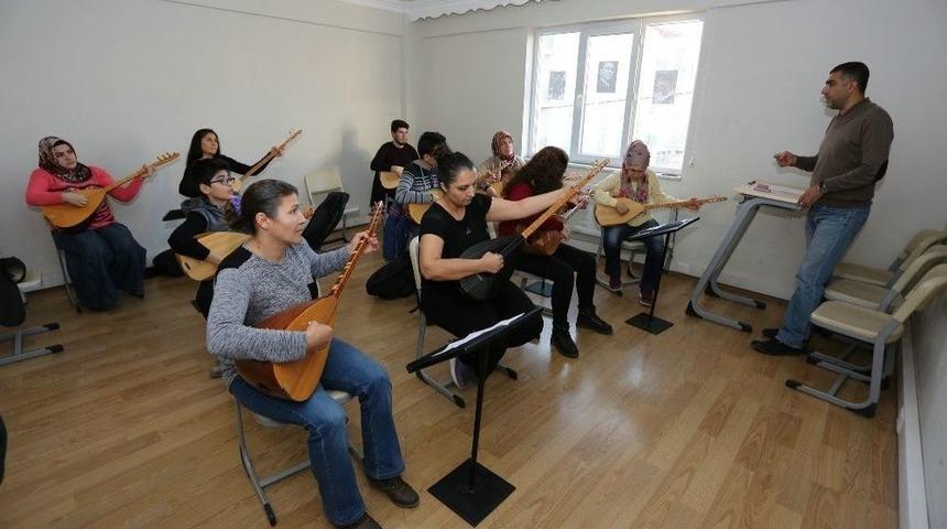 Odunpazarı&rsquo;dan Bağlama Kursu