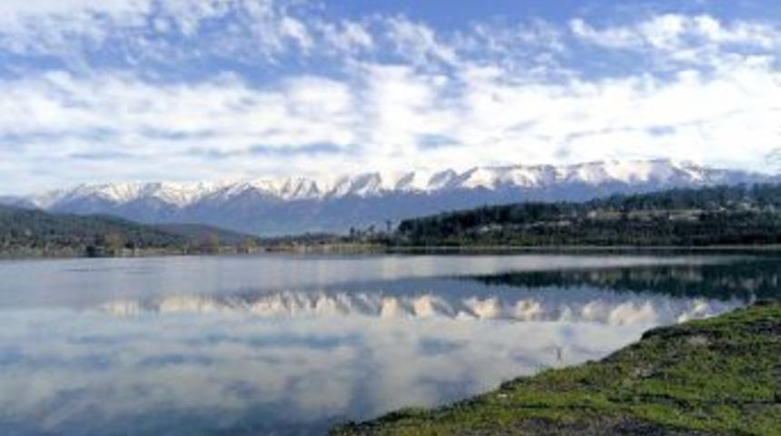 G&ouml;k&ouml;z G&ouml;leti B&uuml;y&uuml;l&uuml;yor