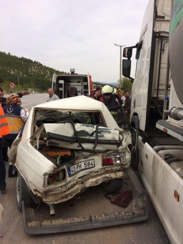 Gediz’de Trafik Kazası: 1 Yaralı