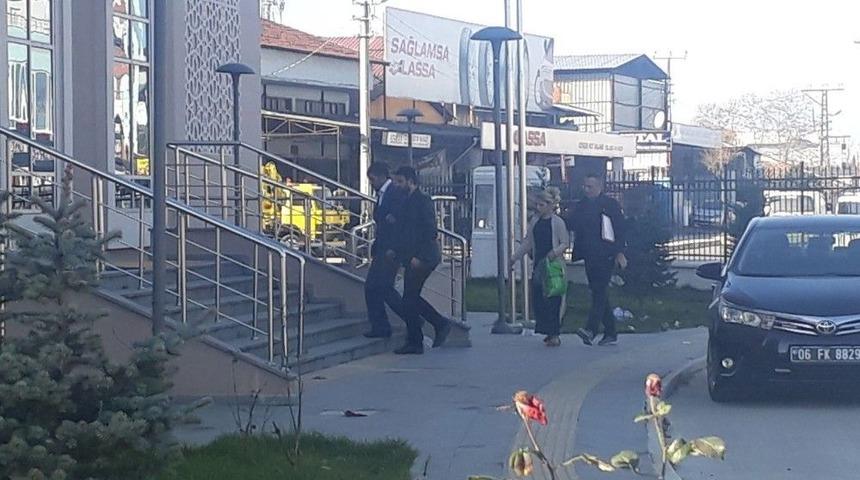 17 Bin Tl Değerinde Ziynet Eşyası &Ccedil;alan Zanlılar Yakalandı