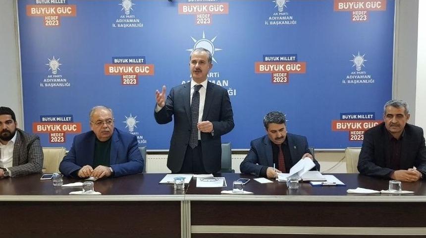 Ak Parti Başbakanın Gelişine Hazırlanıyor