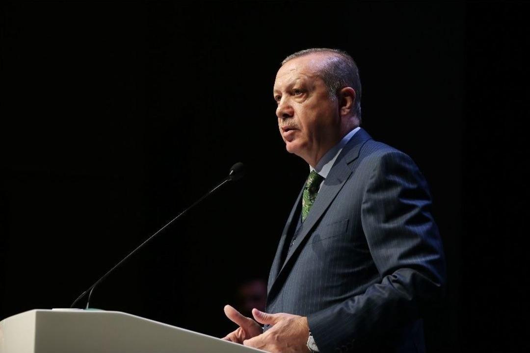 Cumhurbaşkanı Erdoğan: "islam D&uuml;nyası Bu Derece B&ouml;l&uuml;nm&uuml;ş Olmasa Hi&ccedil;bir G&uuml;&ccedil; M&uuml;sl&uuml;manların Harimi-i İsmet&rsquo;ine El Uzatamaz"