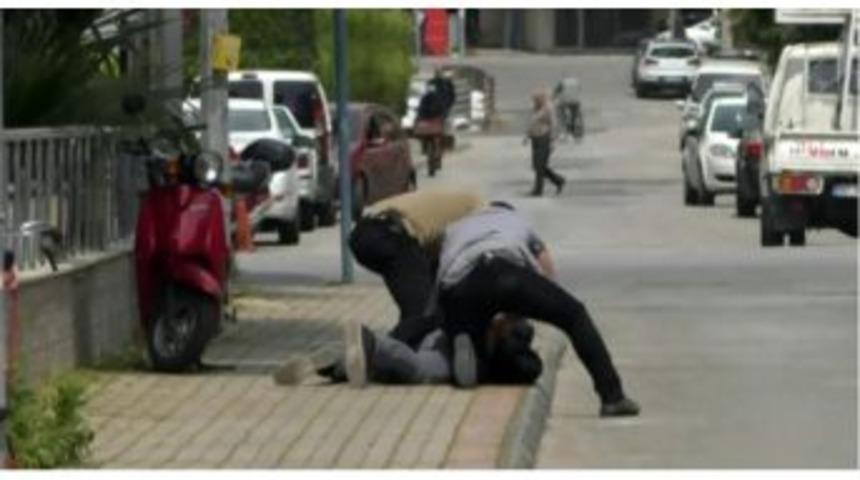 Polis Pusu Kurdu, Dolandırıcıyı Suçüstü Böyle Yakaladı