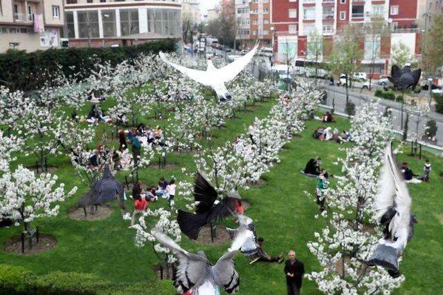 Bağcılar’da Bahar Nostalji Bahçeleri’nde Yaşanıyor