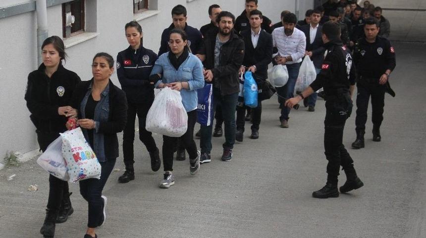 Adana&rsquo;da 31 Pkk&rsquo;lı Adliyeye Sevk Edildi