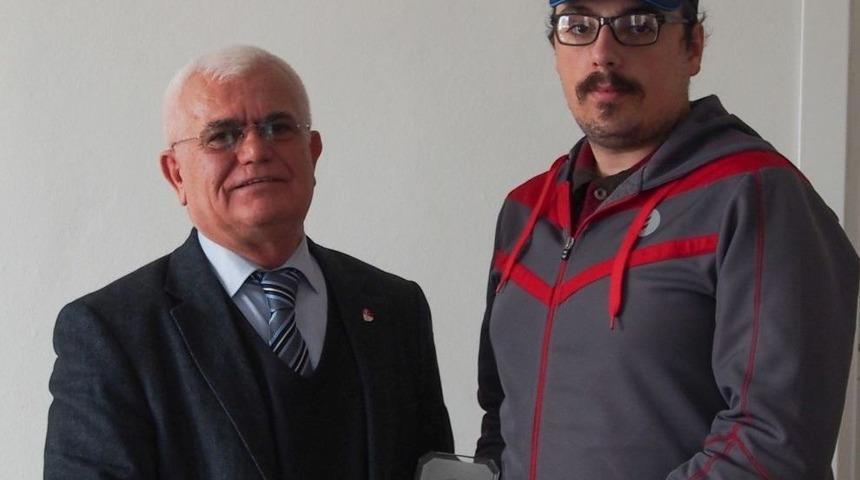 Dalyanlı Spor Fotoğraf&ccedil;ısı "yılın Muhabiri" Se&ccedil;ildi