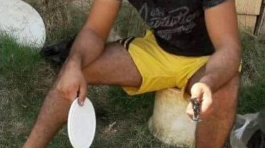 Tartıştığı Komşularının &Uuml;zerine Kurşun Yağdırdı: 2 &Ouml;l&uuml;, 2 Yaralı