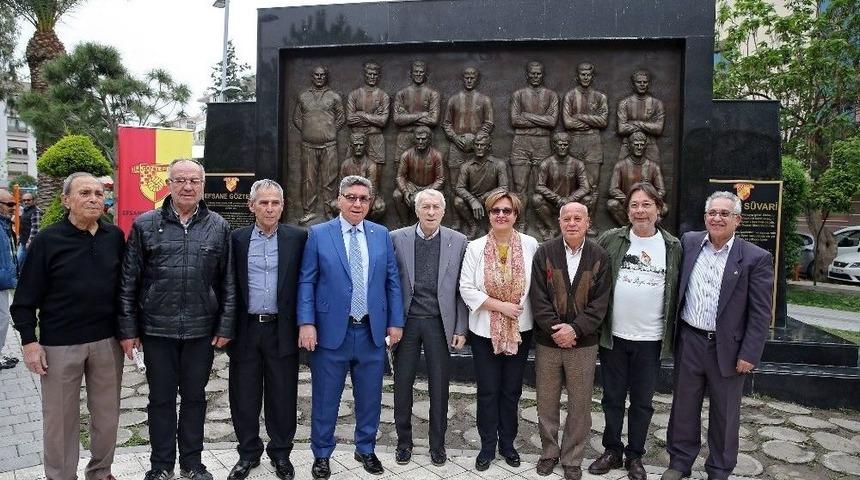 Konak&rsquo;ta Efsane Buluşma