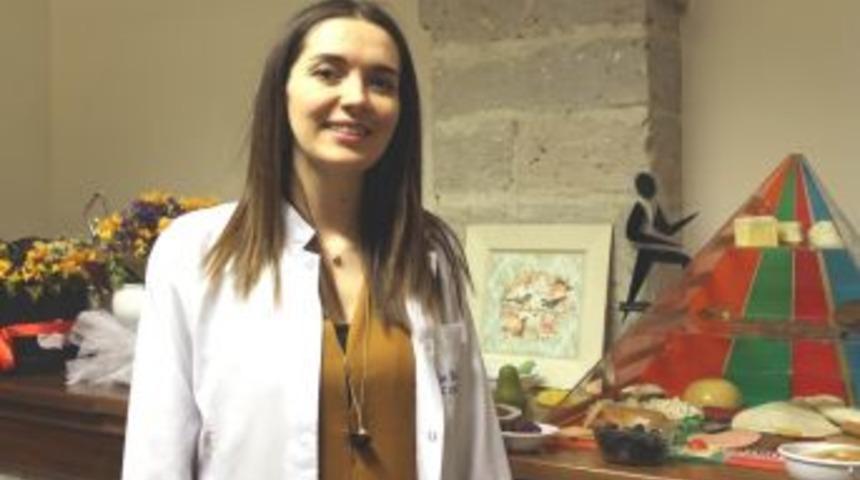 Ramazan&rsquo;da V&uuml;cudunuzu Susuz Bırakmayın