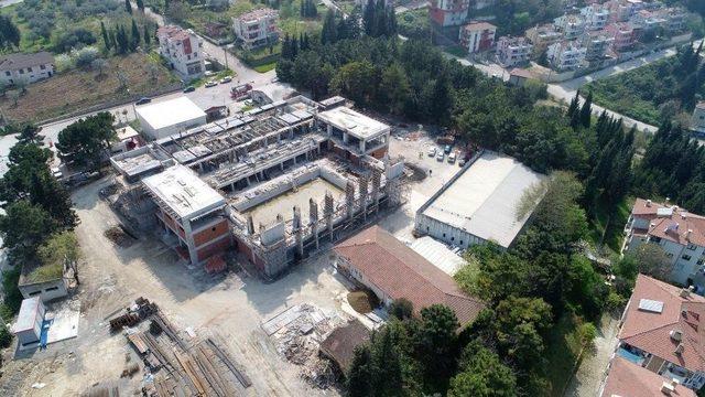 Karam&uuml;rsel Yarı Olimpik Y&uuml;zme Havuzu Şekilleniyor 1