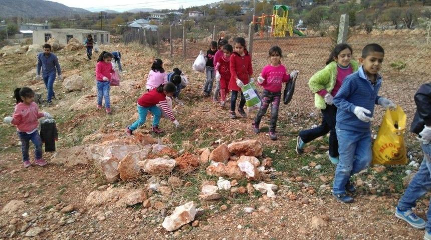 Bağbaşı İlkokulu &Ouml;ğrencilerinden &Ouml;rnek Davranış