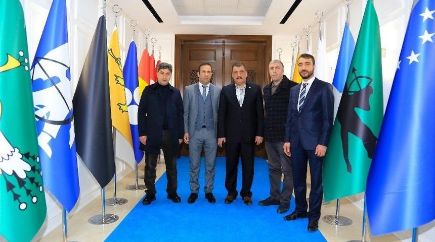 Yeni Malatyaspor Y&ouml;netiminden Battalgazi Belediyesi&rsquo;ne Ziyaret