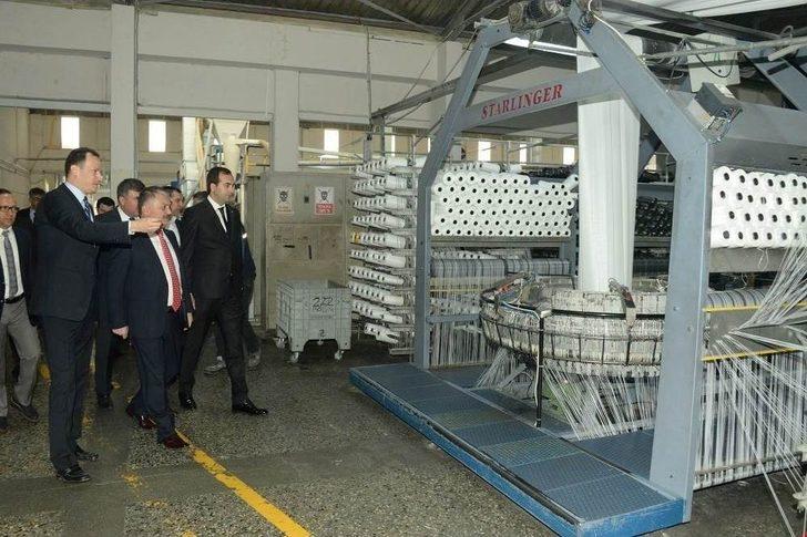 Vali Yazıcı, Yersa Sentetik Dokuma Fabrikasını Ziyaret Etti G1