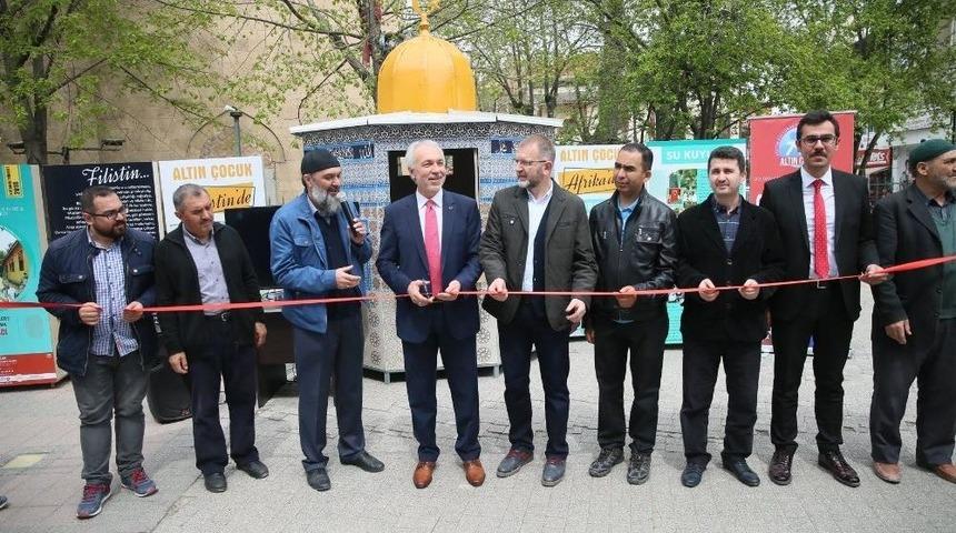 Kud&uuml;s&rsquo;e Yardım İ&ccedil;in Oluşturulan Standın A&ccedil;ılışı Başkan Sara&ccedil;oğlu Yaptı