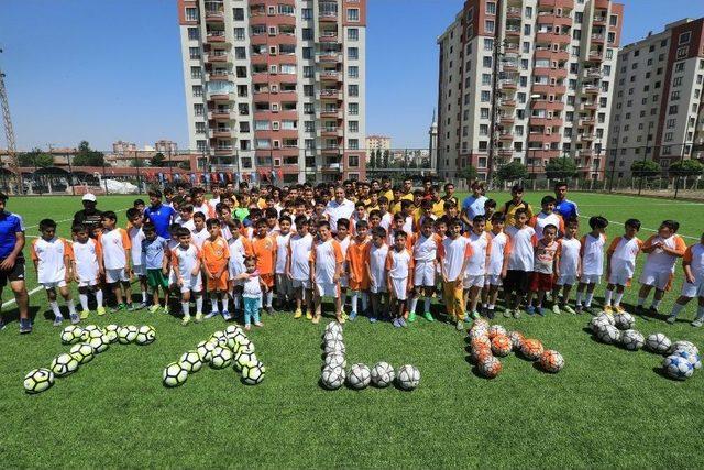 Talas’ta Üçüncü Futbol Akademisi Heyecanı