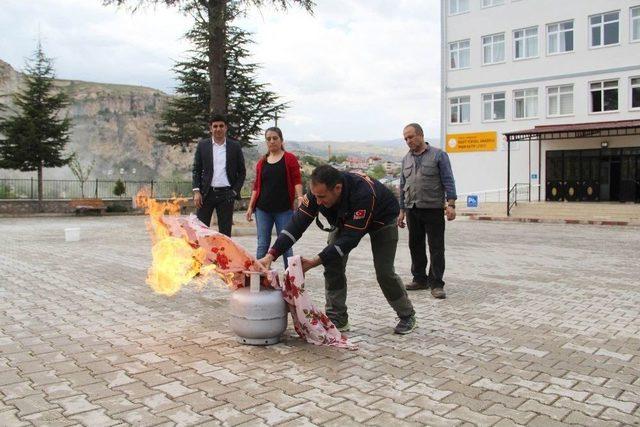 &Ccedil;emişgezek&rsquo;te Yangın Eğitimi 2