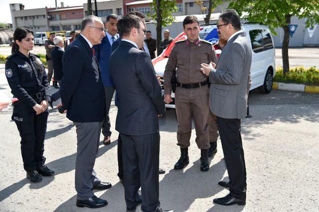 Polis Haftası’nda Emniyet Teşkilatına Büyük Destek