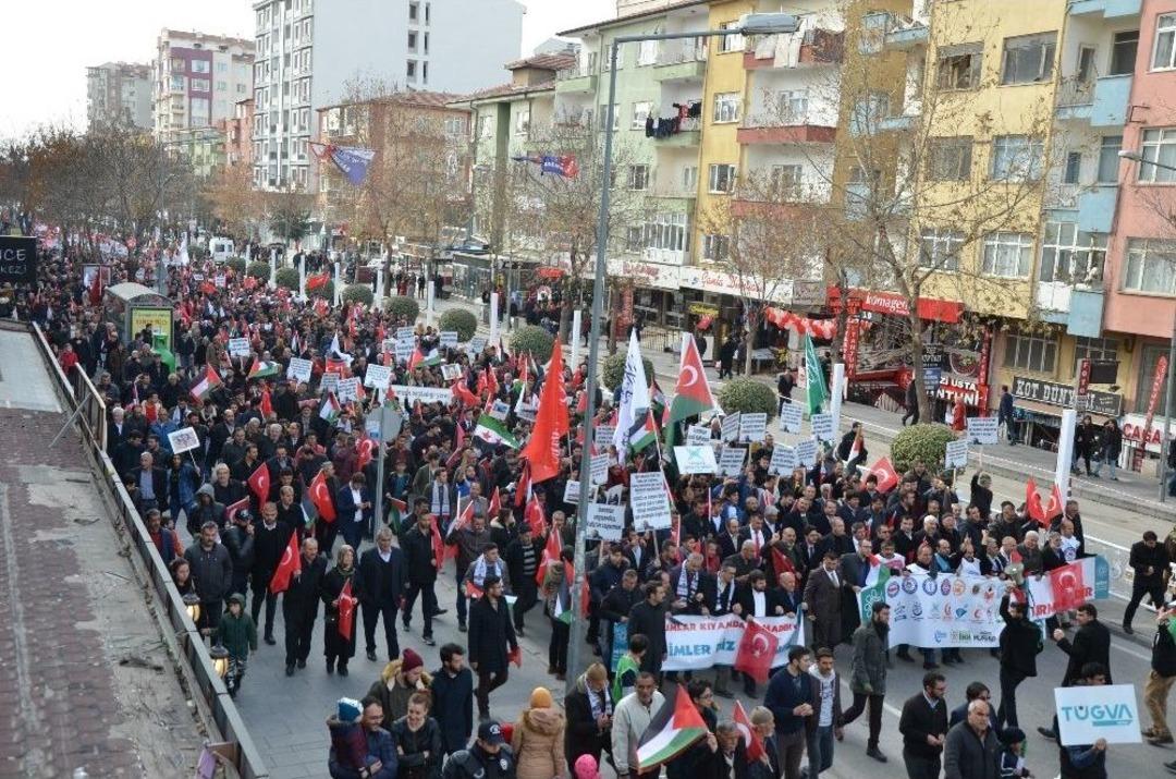 Niğde Kud&uuml;s İ&ccedil;in Y&uuml;r&uuml;d&uuml;