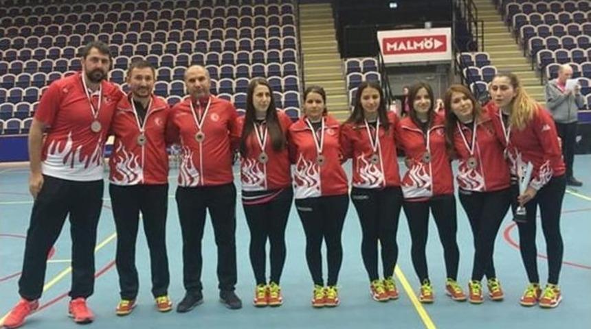 Yenimahalle&rsquo;nin Milli Sevda&rsquo;sı