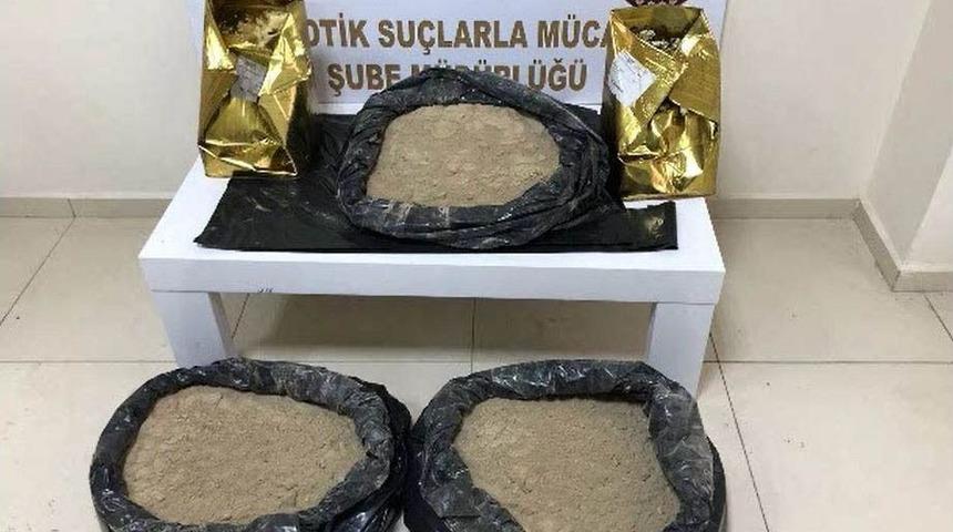 Bal Tenekeleri İle Eroin Sevkıyatına Polis Darbesi