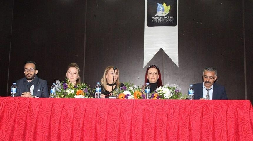 Usta Öğreticiler Bilgilendirdi